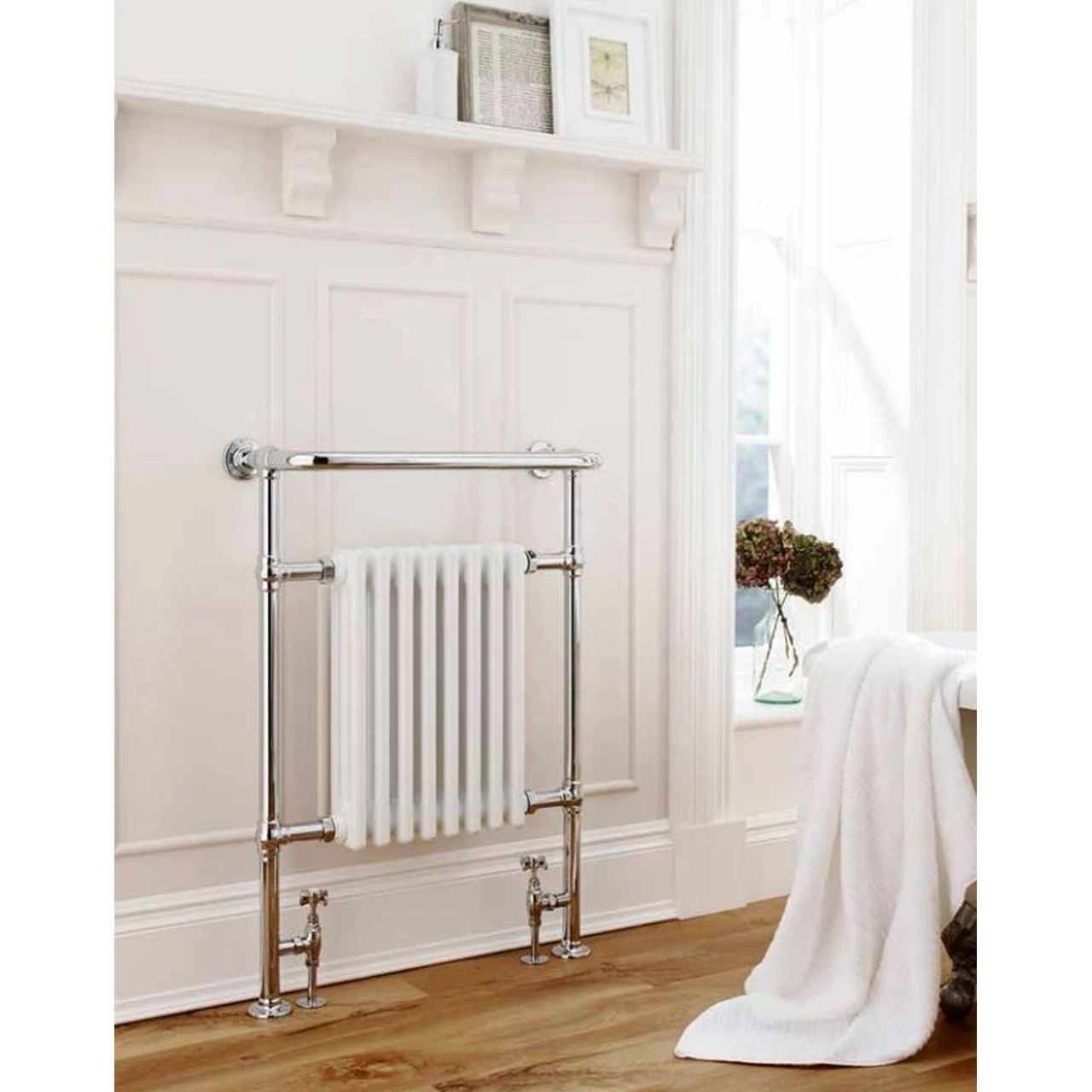 Kartell Las Vegas White 945mm X 675mm Floor Standing Traditional Radiator - LAS 3 Kartell Las Vegas White 945mm X 675mm Floor Standing Traditional Radiator - LAS