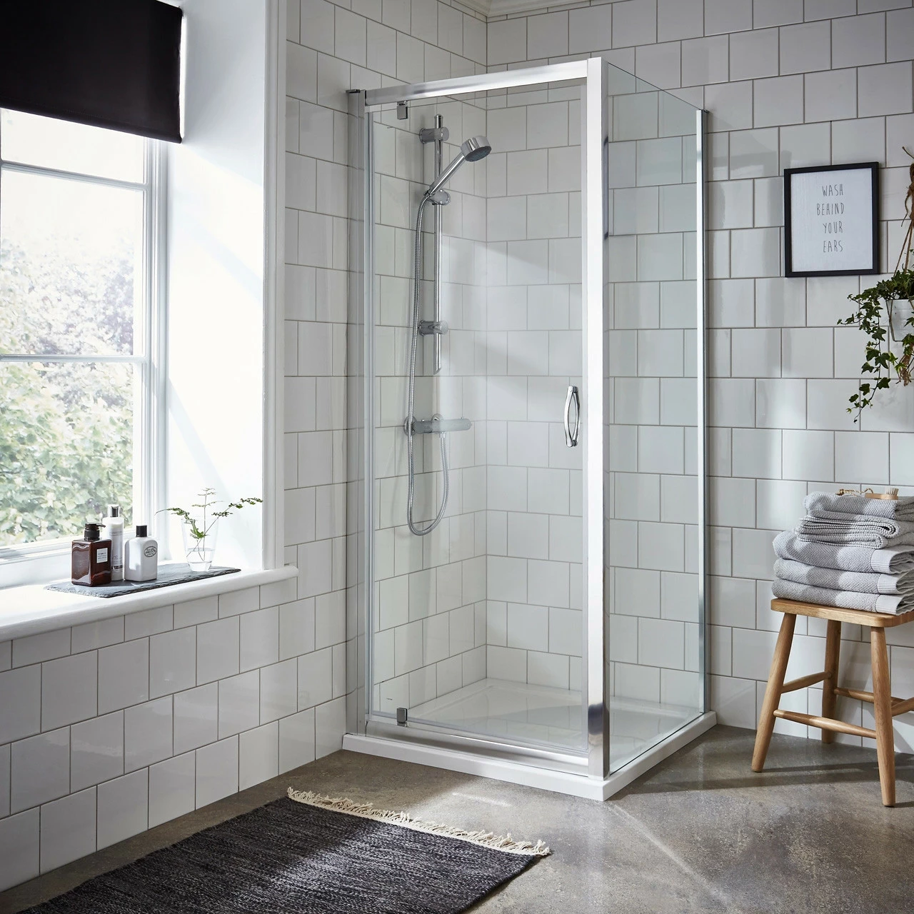 Nuie Ella 800mm Pivot Shower Door - ERPD80 5 Nuie Ella 800mm Pivot Shower Door - ERPD80 - Image 3